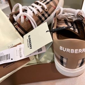 Sneakers BURBERY